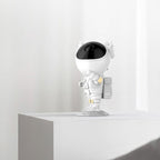 Astronaut Galaxy Projector – Starry Night Lamp | Play & Move - 4