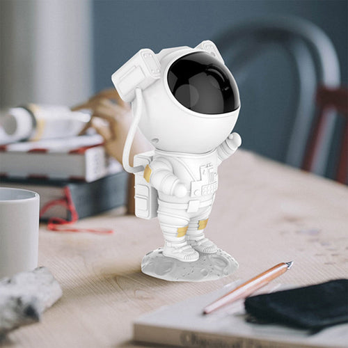 Astronaut Galaxy Projector – Starry Night Lamp | Play & Move - 2