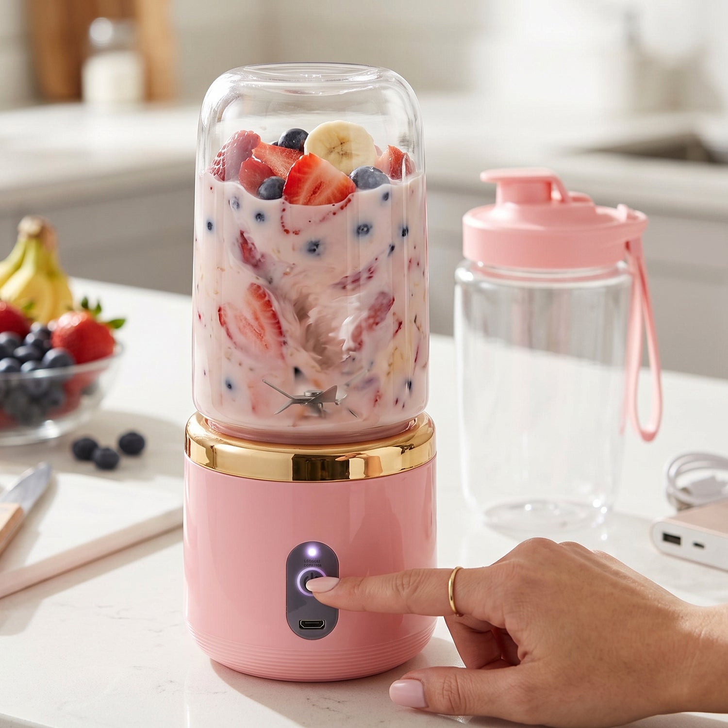 Portable Electric Juicer – Cordless & USB Rechargeable for On-the-Go - 4